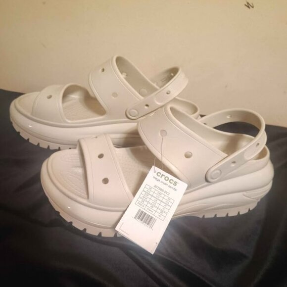 NEW WITH TAGS Men's 13 NEW Mega Crush Crocs Platforms